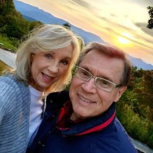 Meet your Posher, Dennis